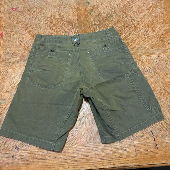 Kuhl Cargo Shorts Mens Sz 32 Green Active Casual Utility Hiking Camping Outdoor - Picture 2 of 7